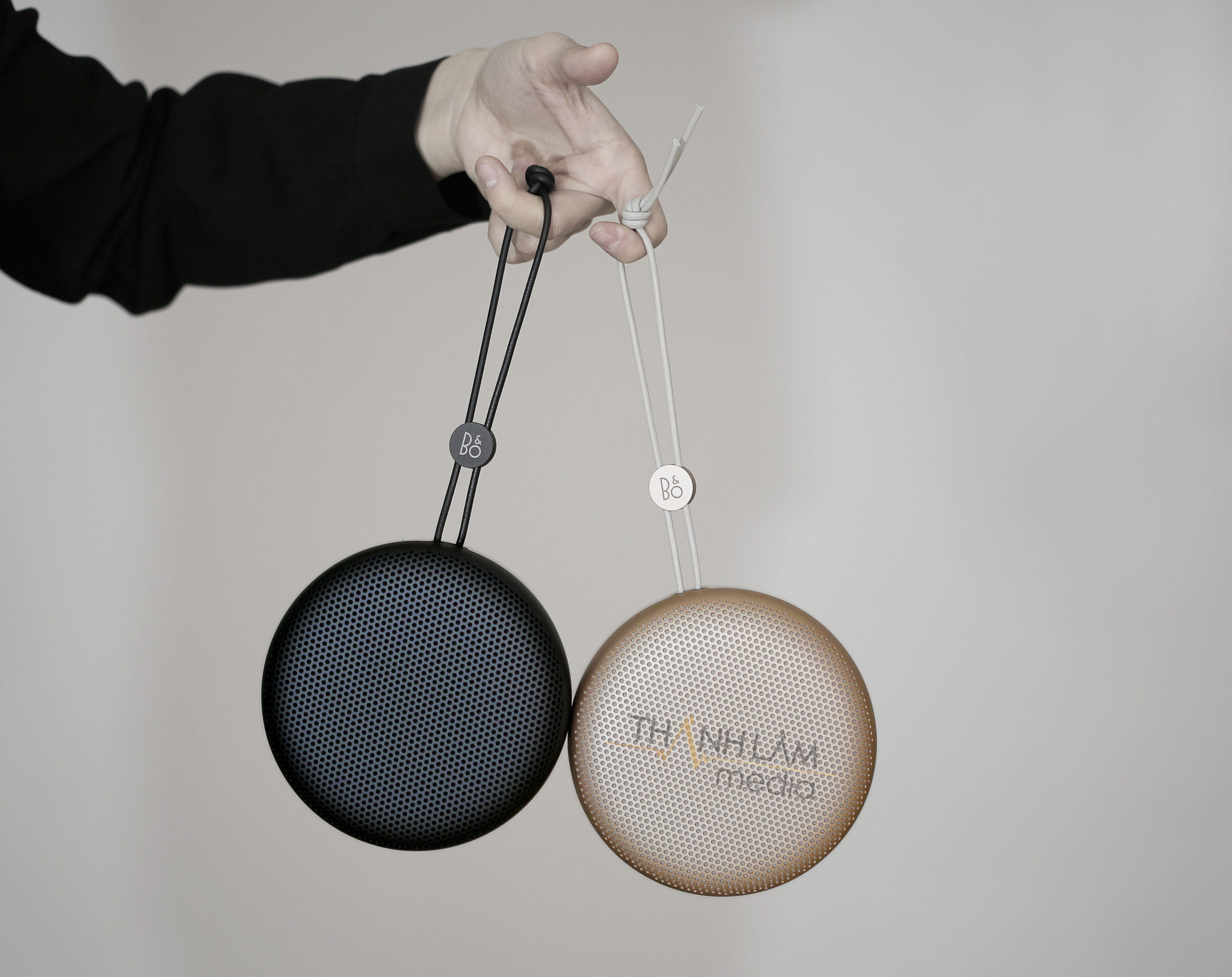 Loa Bang Olufsen A1 1