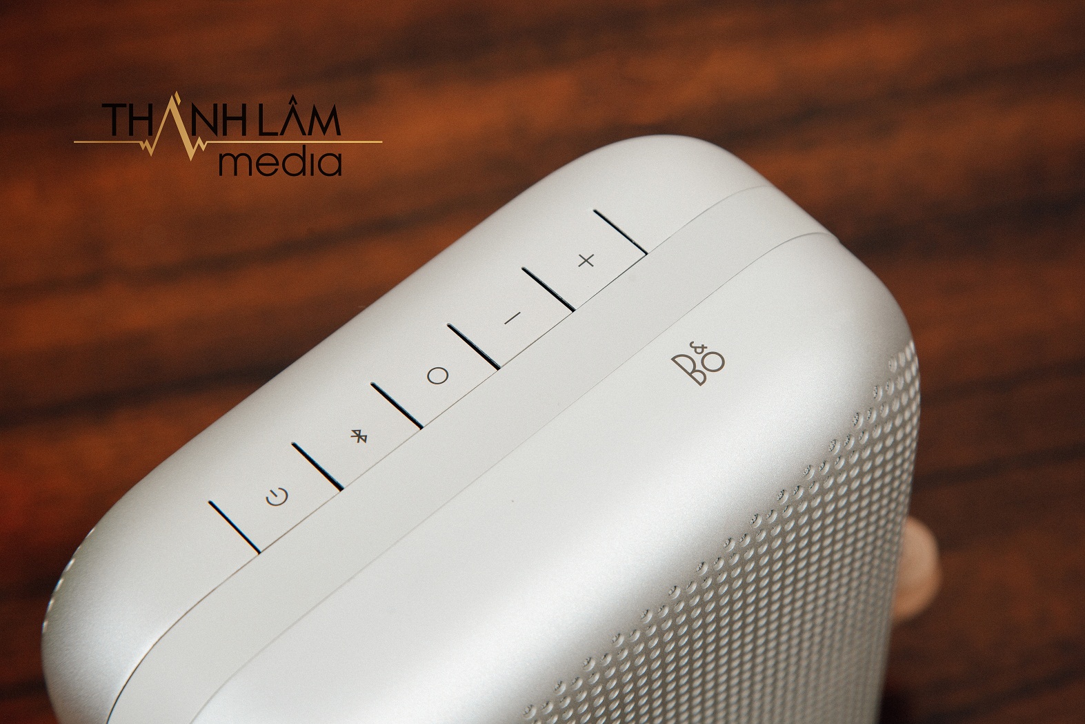 Loa B&O Beoplay P6 Loa B&O Beoplay P6
