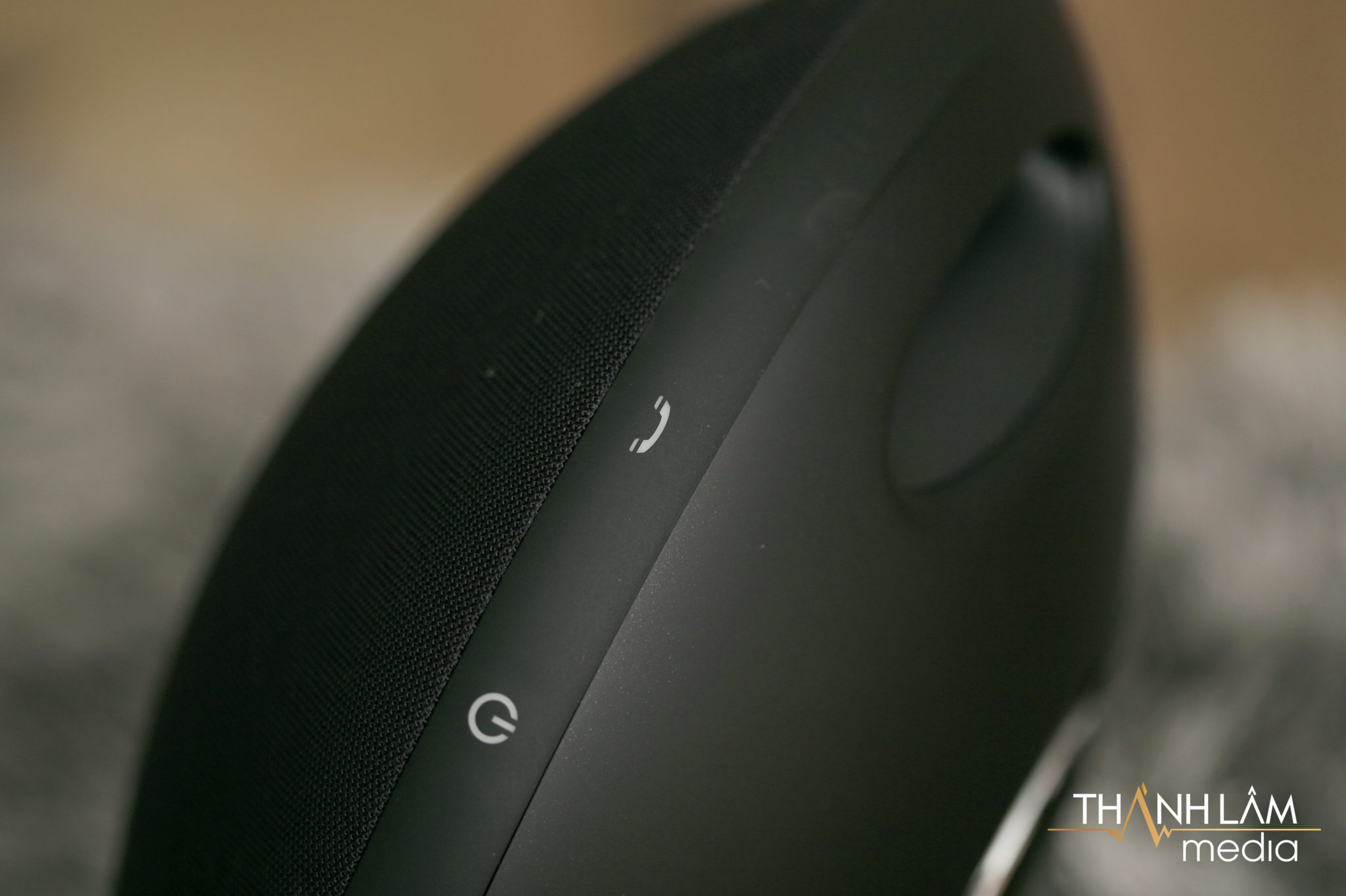 Loa Harman Kardon Onyx Studio 4 Loa Harman Kardon Onyx Studio 4