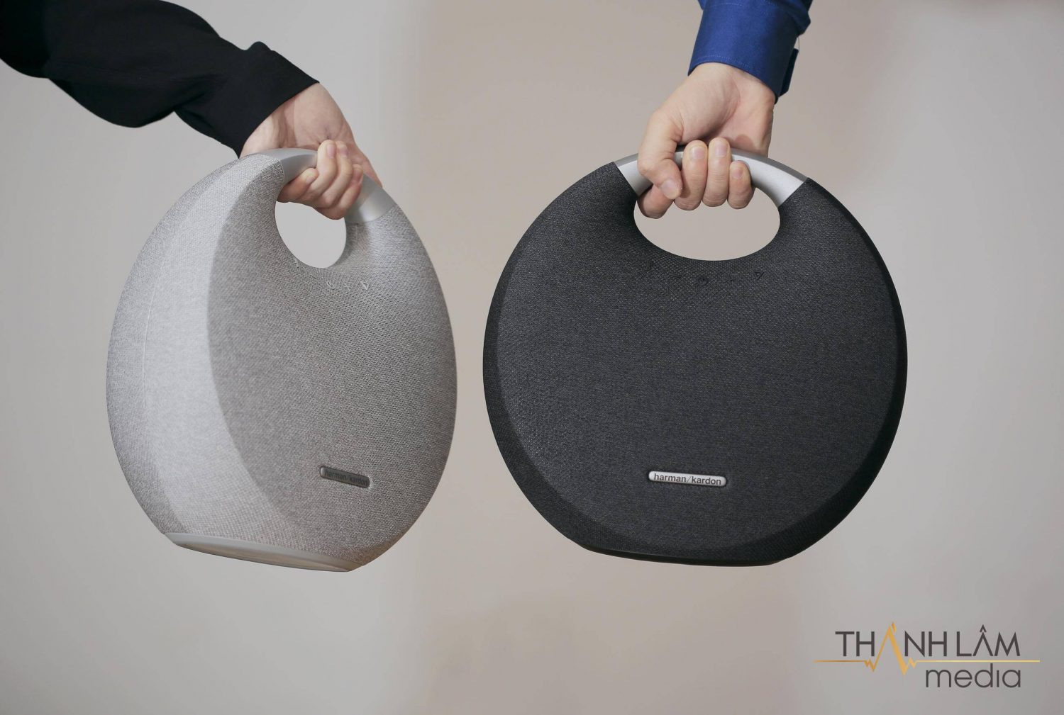 Loa Harman Kardon Onyx Studio 5 Loa Harman Kardon Onyx Studio 5