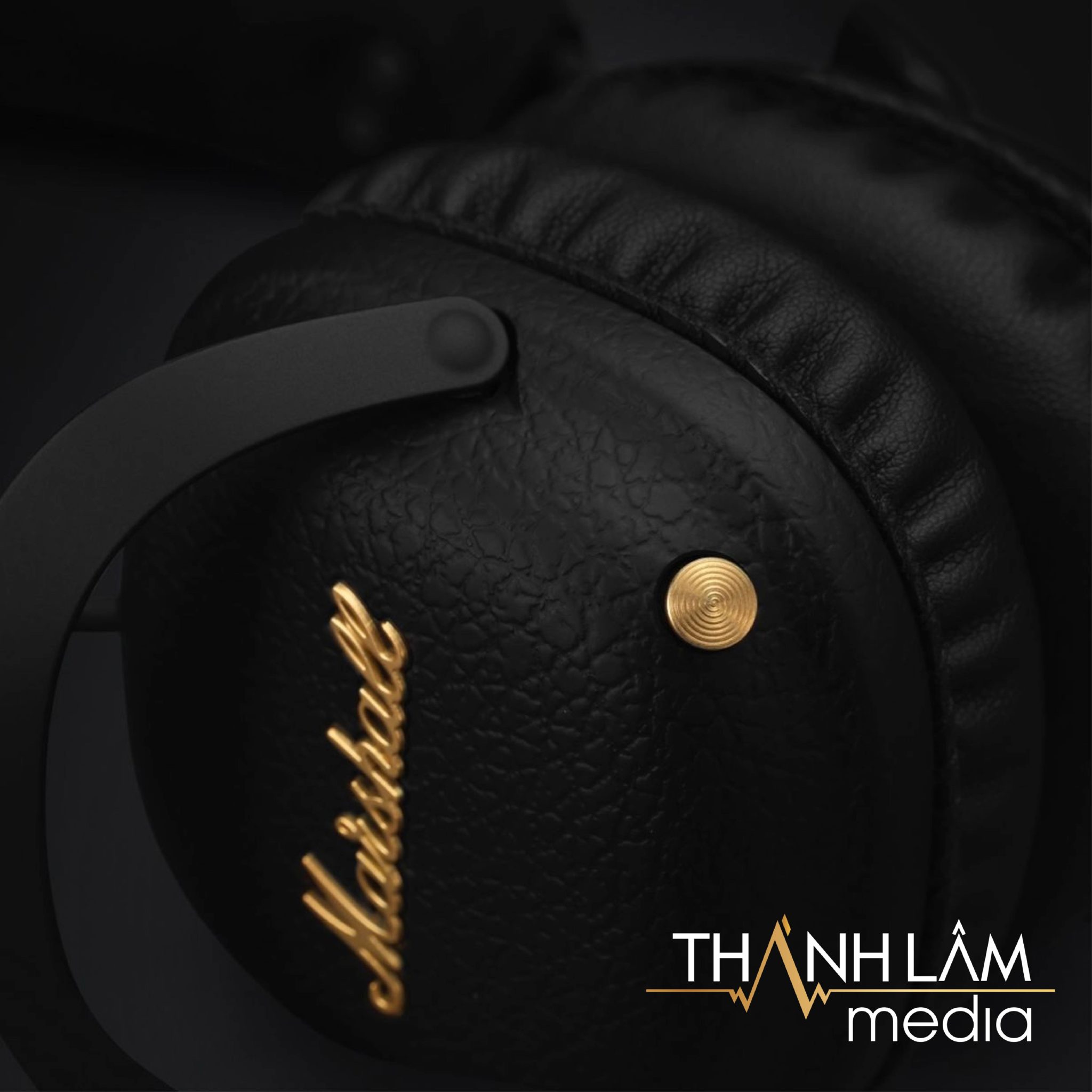 Marshall Mid A.N.C cũng sở hữu những nút cơ bản như trên tai nghe Major II và Marshall Mid Wireless