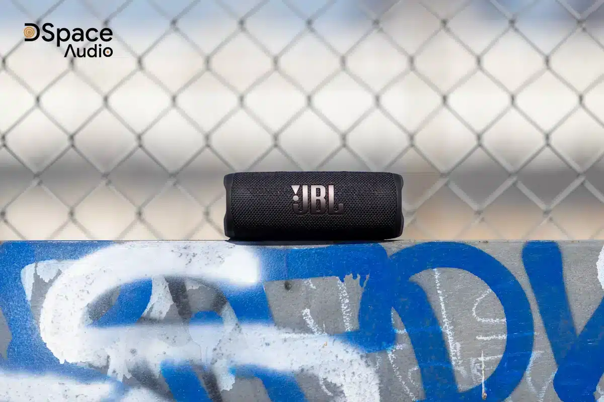 Loa JBL Flip 6 với diện mào mới nổi bật hơn