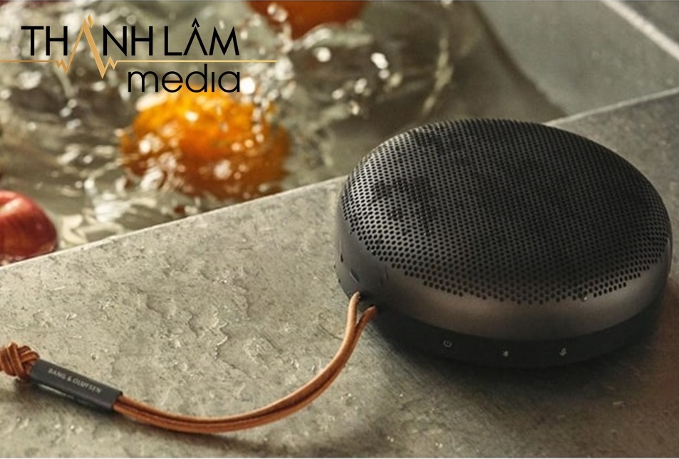 Beosound A1 Gen 2 được trang bị pin dung lượng đến 3000mAh tương ứng 18 giờ liên tục