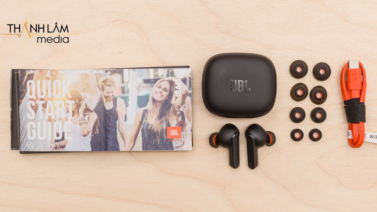 So sánh JBL Tune 230NC và JBL Live Pro+ So sánh JBL Tune 230NC và JBL Live Pro+