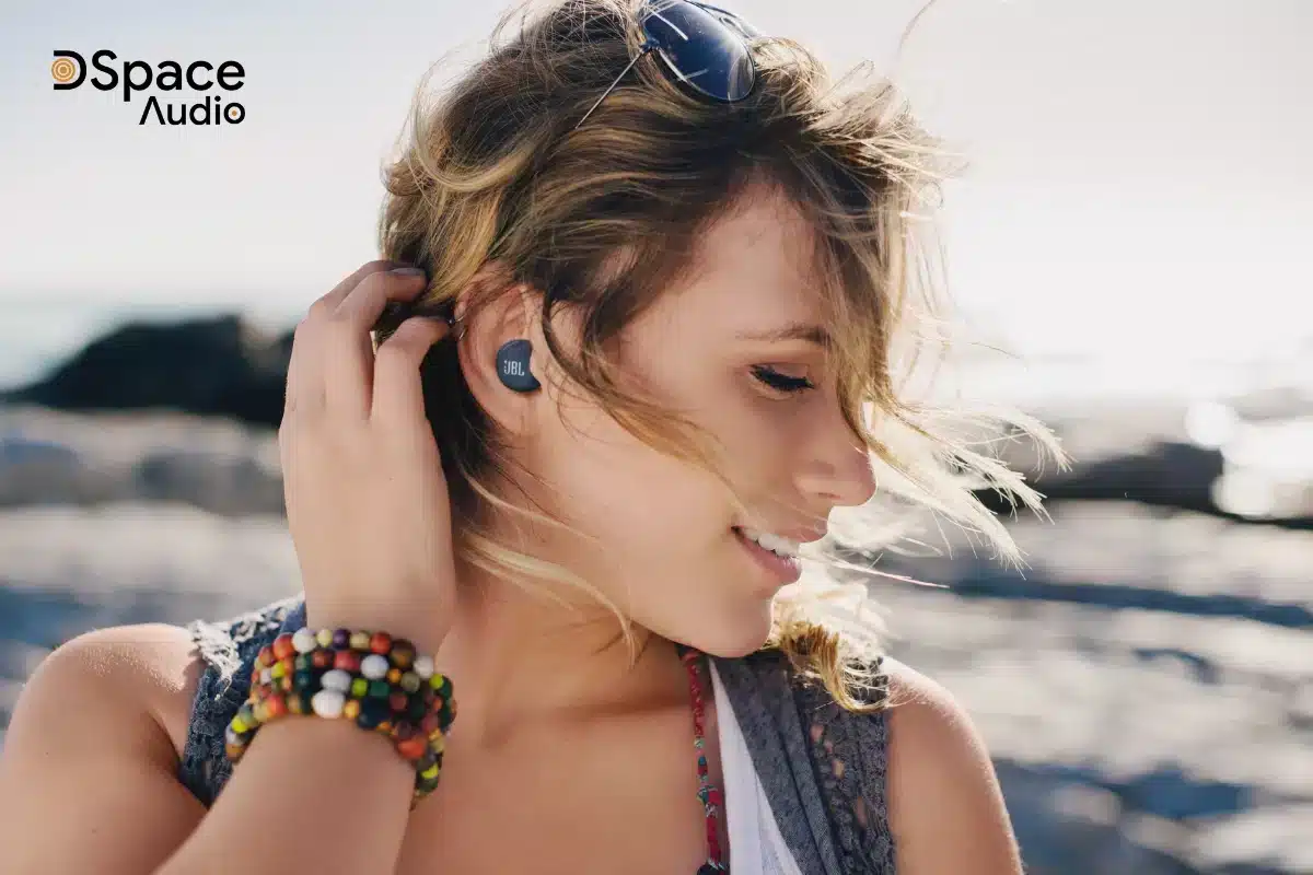 tai nghe JBL Live Free NC+ TWS