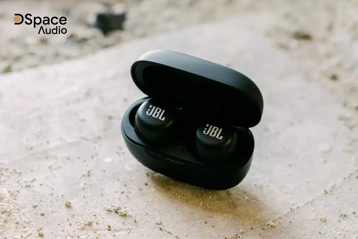 tai nghe JBL Live Free NC+ TWS