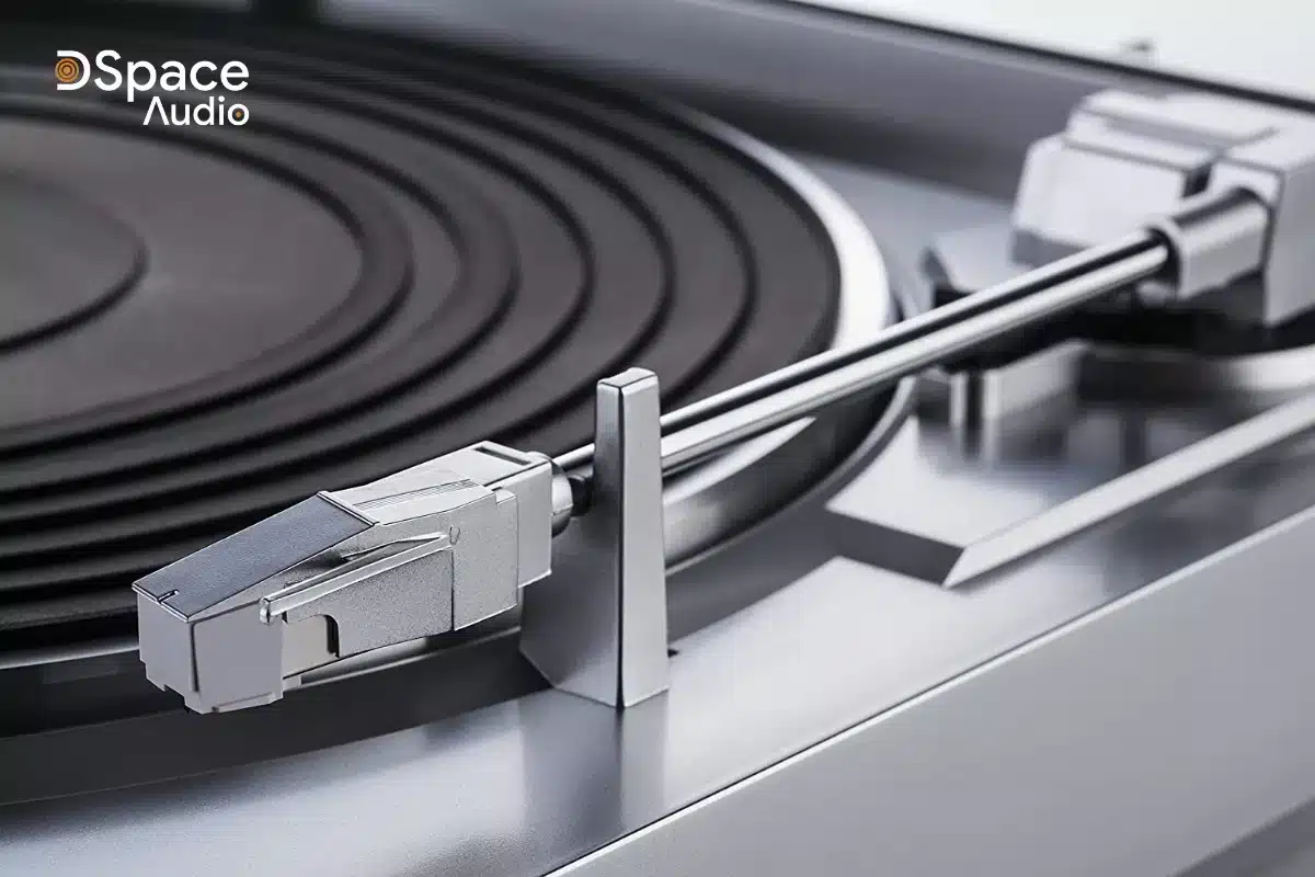 Máy nghe nhạc đĩa than Denon DP-29F