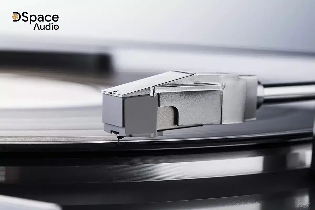 Máy nghe nhạc đĩa than Denon DP-29F